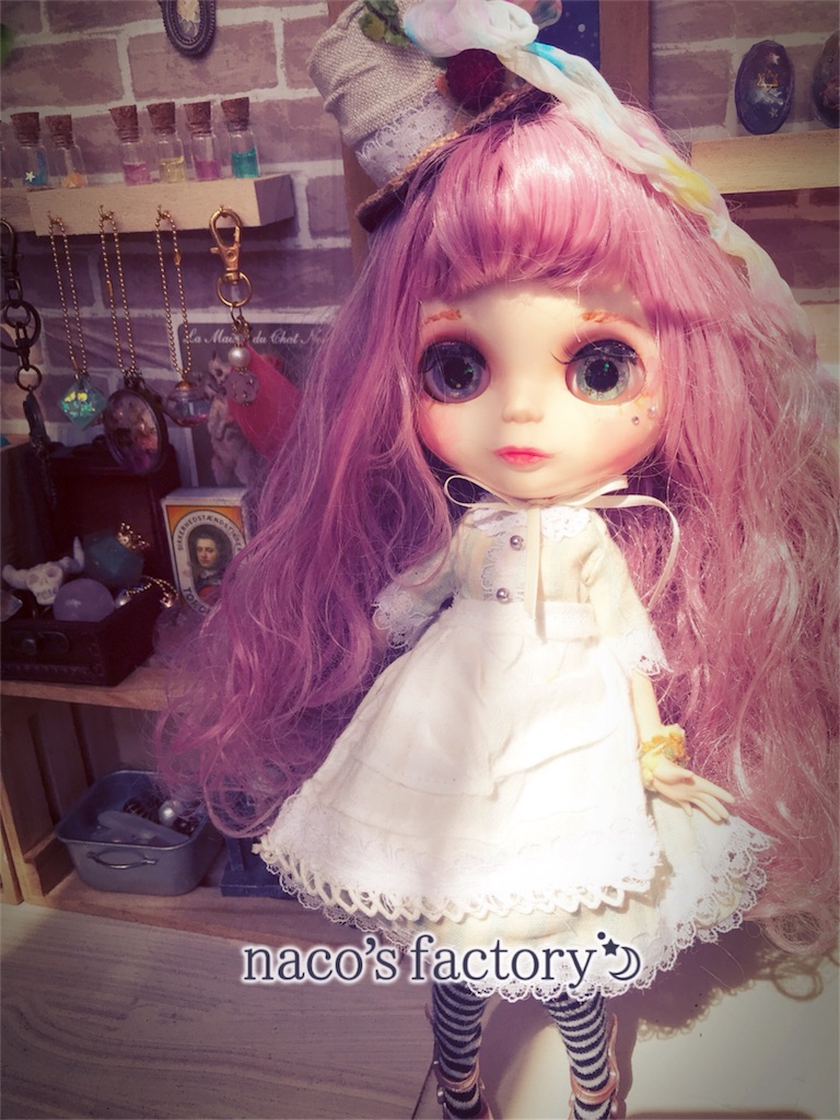 アリス風お洋服とマッドハッター風帽子新調