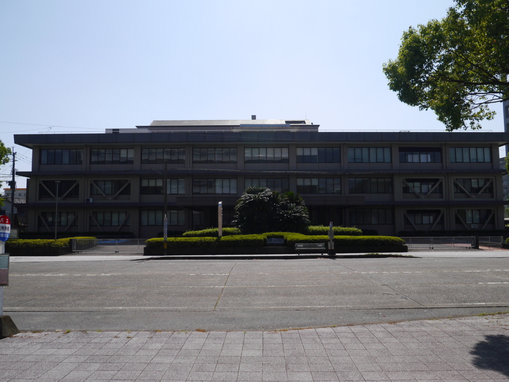 宮崎地方裁判所/宮崎家庭裁判所/宮崎簡易裁判所 日本全国裁判所めぐり