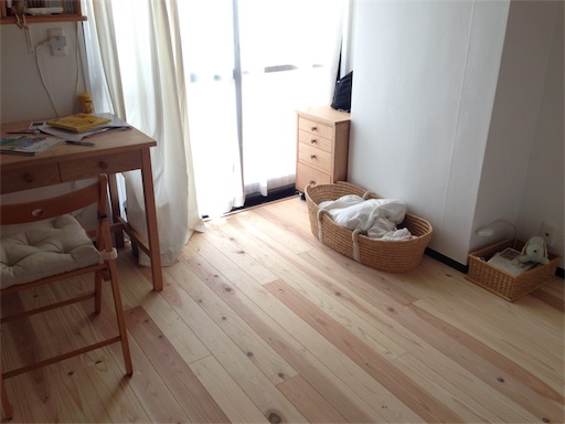 スギ　杉　無垢材　フローリング　子供部屋　子ども部屋