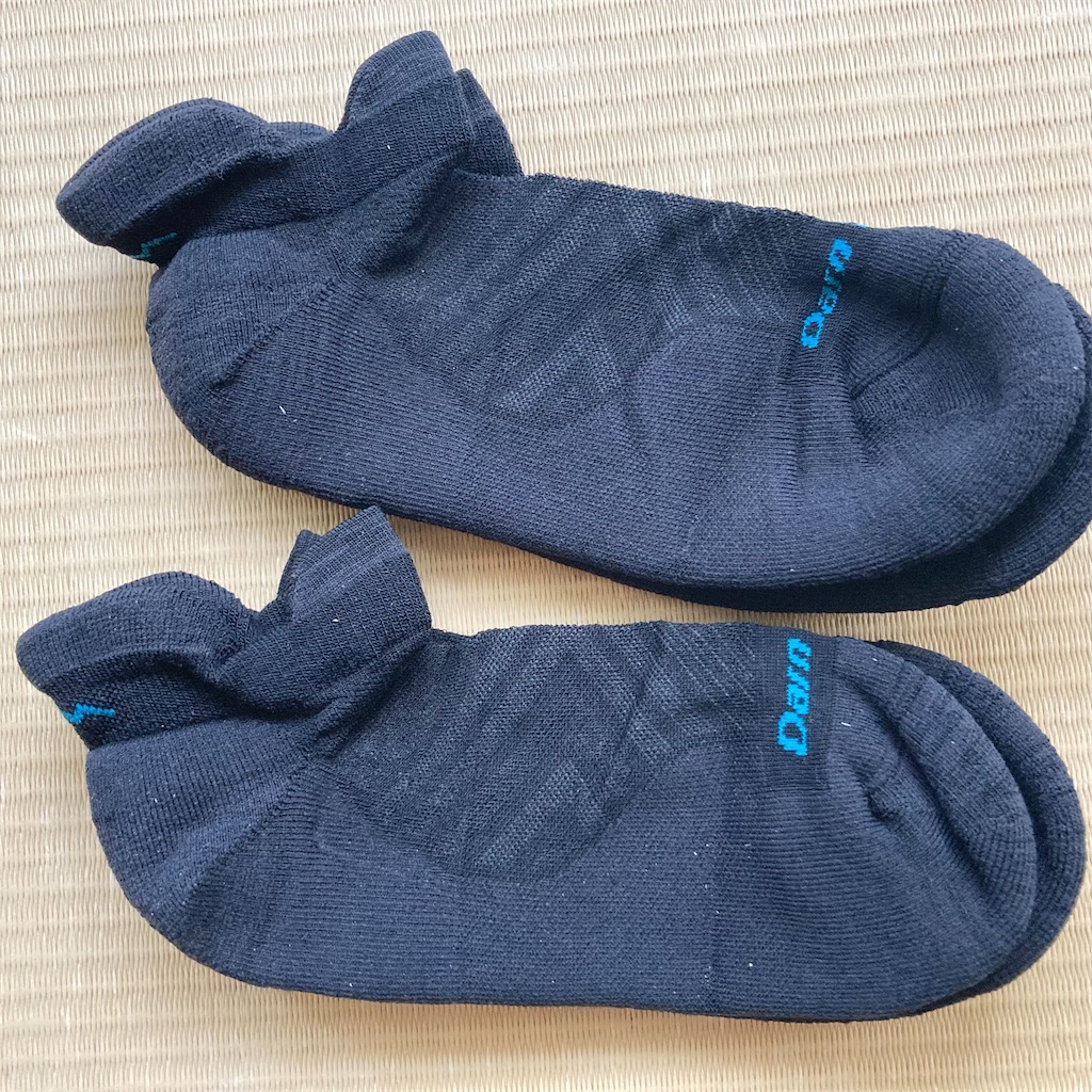 魔法の靴下】生涯保証「ダーンタフ」穴が空いた後 - cozy-nest 小さく