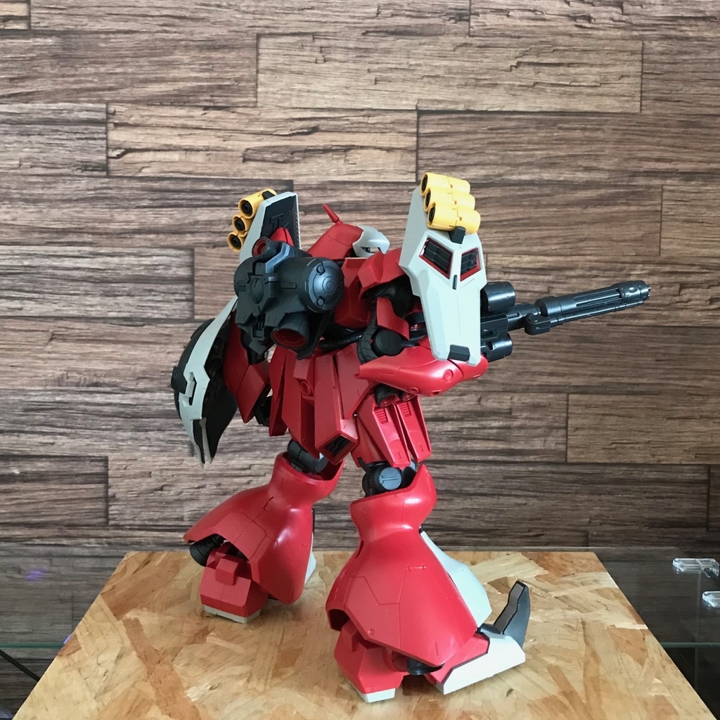 Re1/100 ヤクトドーガ　クェス専用ヤクトドーガセット Amazon | BANDAI RE/100 ヤクト・ドーガ（クェス・エア機）1