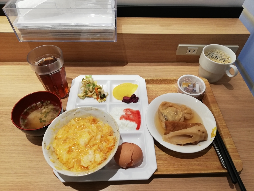 Y's CABIN大阪難波の朝食