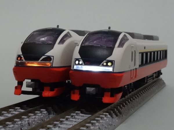 マイクロエース E751系 白色LED 基板改造 - クリエイト工房 ～鉄道模型