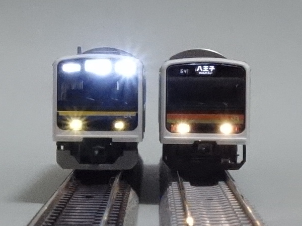 TOMIX 209系 ライトユニットLED改造 - クリエイト工房 ～鉄道模型 LED