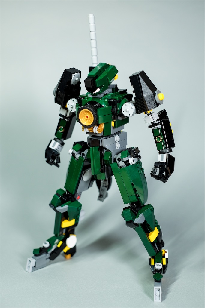 レゴロボ Vedfolnir くれぽんすぴん