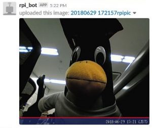 Slackに写真が投稿