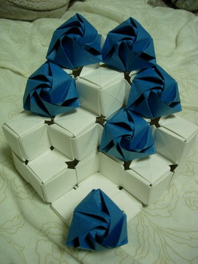 f:id:crowdeer:20060515234321j:image:h150