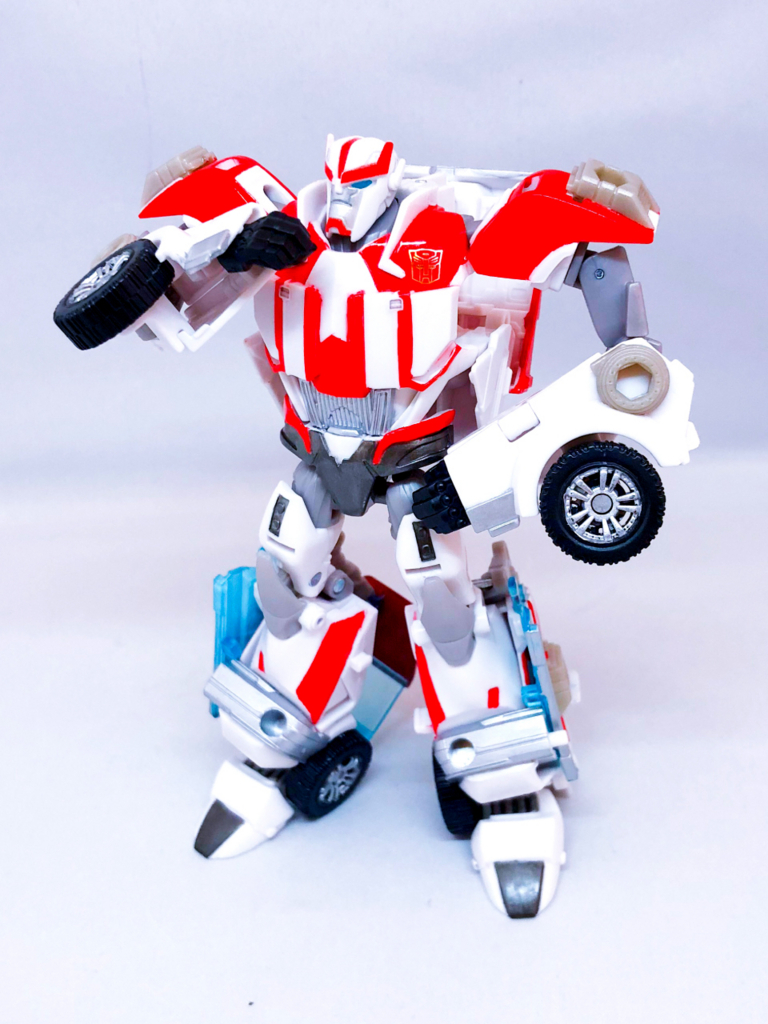トランスフォーマー　プライム　AM04　 ラチェット Amazon.co.jp: トランスフォーマープライム AM-04 ラチェット