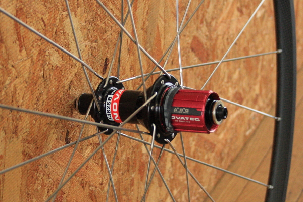 ヒルクライム用超軽量カーボンホイールTypeH - サイクル