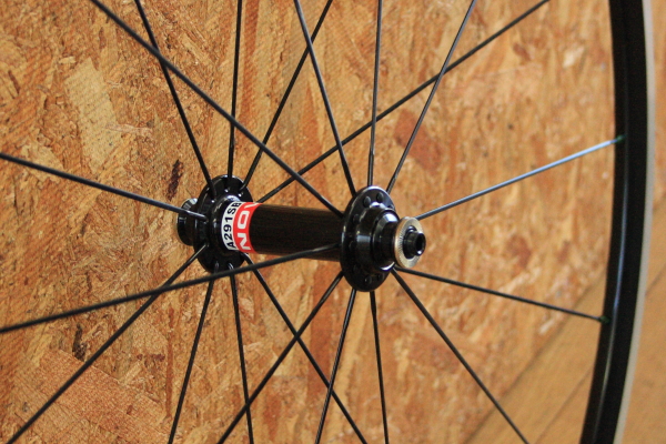 超軽量】手組ホイール フロント560 g