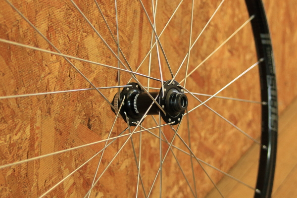 Stan's NoTubes CREST MK3で手組みホイール - サイクルショップ