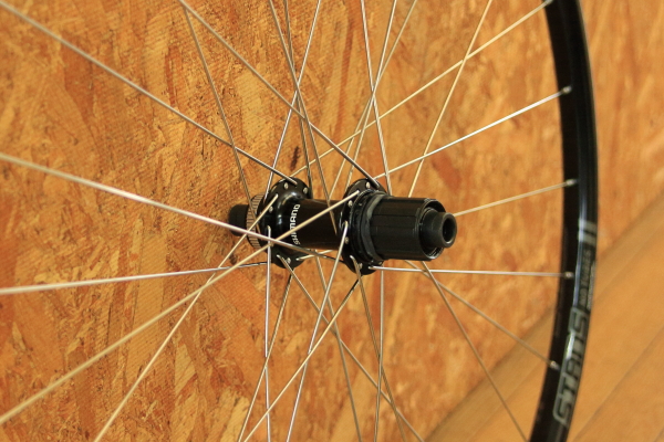 Stan's NoTubes CREST MK3で手組みホイール - サイクルショップ