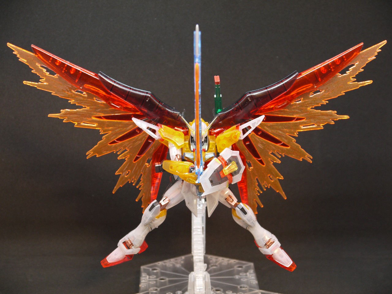 ガンプラ】HGCE デスティニーガンダム（ハイネ専用機）クリアカラー