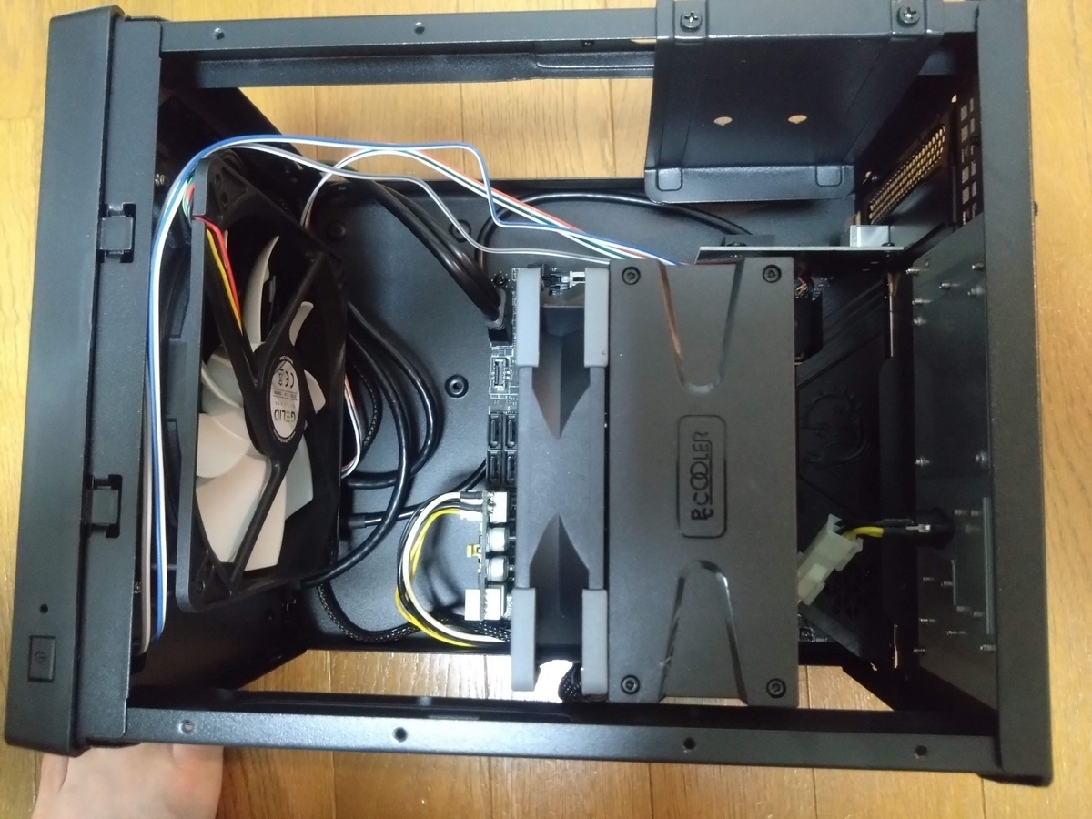 OpenWrt を VMware ESXi 上で仮想化して副産物も得る #1 - Tech Note Plus