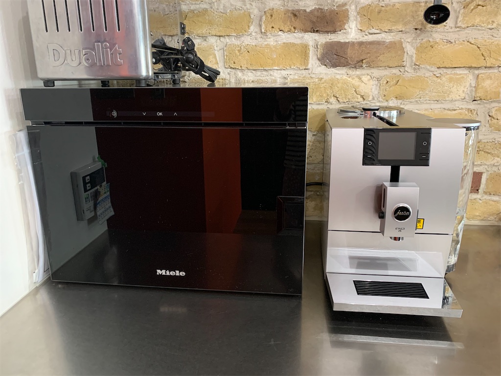 JURA ENA8 ユーラ 全自動エスプレッソマシン - Cucina Abitabile JURA ENA8 ユーラ 全自動エスプレッソマシン - Cucina Abitabile