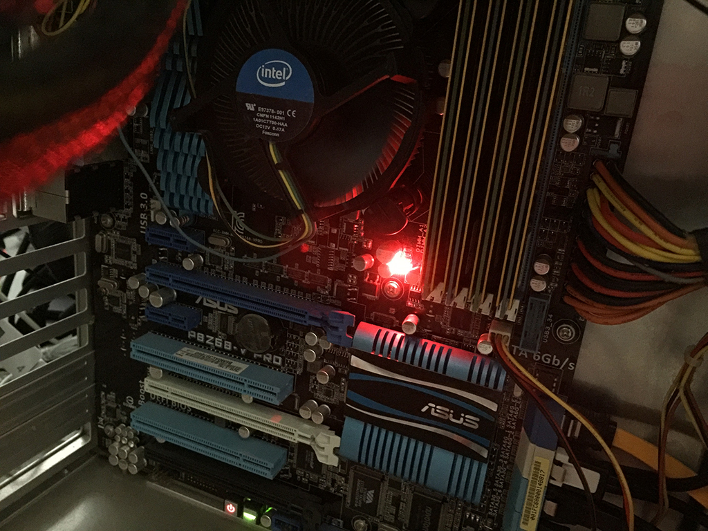 Pcがポックリ逝ってしまいました Asus P8z68 V Pro くるくるハムさん