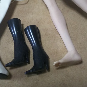 doll_boots