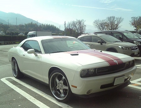 dodge_challenger