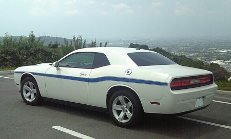 dodge_challenger