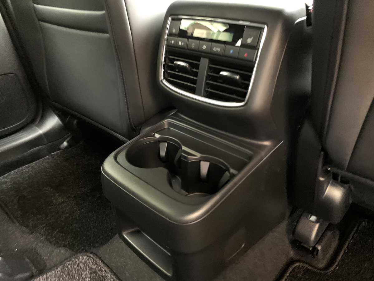 Cx 8 Cx 5 ブラックトーンエディションを見てきました Black Tone Edition その ハチログ Cx 8 Cx 5 ブラックトーンエディションを見てきました Black Tone Edition その ハチログ