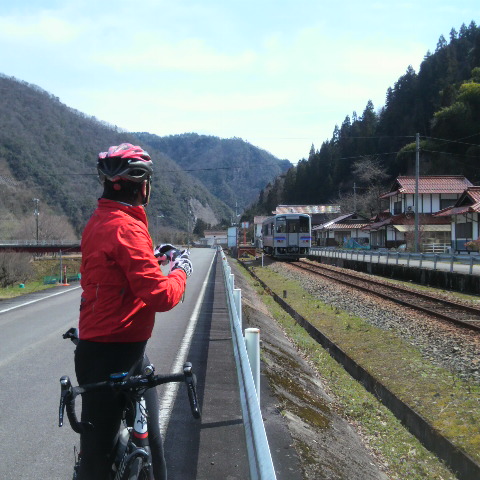 f:id:cycle_piyo:20170326195856j:plain f:id:cycle_piyo:20170326195856j:plain