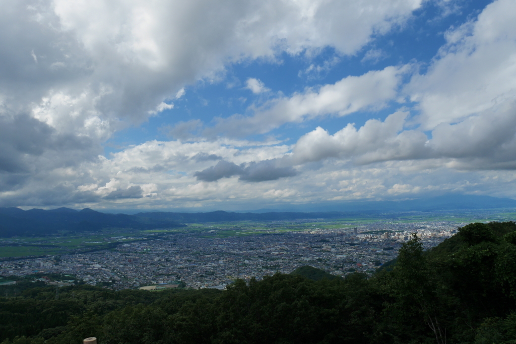 山形市を一望できるおすすめ展望スポット 西蔵王公園展望広場 いまちず
