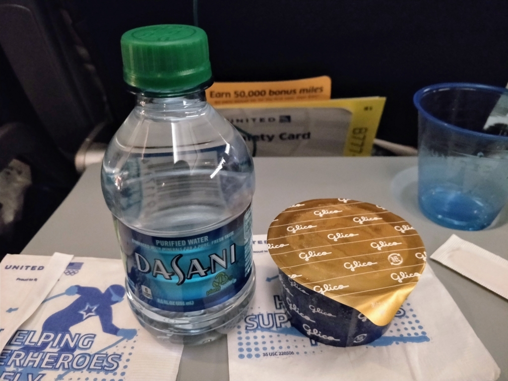 ユナイテッド航空 機内食