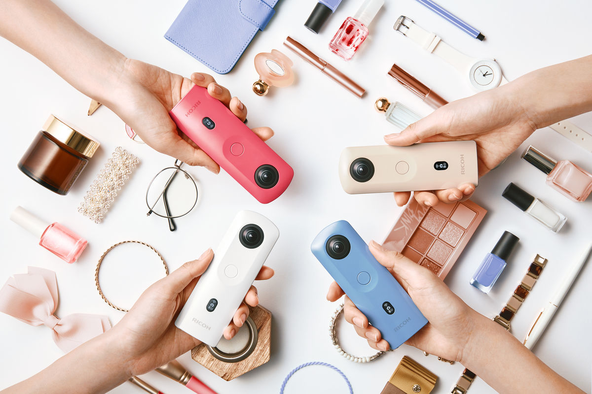 ARTlii Enjoy3プロジェクター 本体 付属品付き 手軽に大画面を楽しめるプロジェクター「ARTlii Enjoy 3
