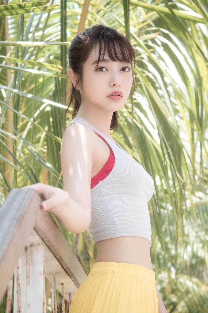 斉藤優里 写真集発売記念 SHOWROOM - みんな大好き＠hatena Blog