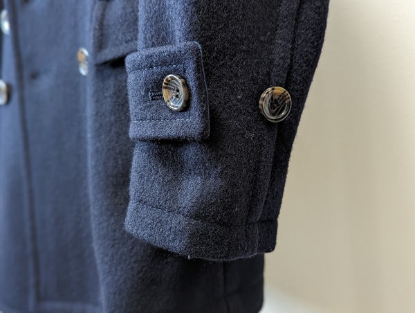 ワードローブの最古参。10年以上着ているCOMME CA MEN（コムサ