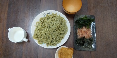 子どもと うどん作り＊お茶香る緑のうどん  