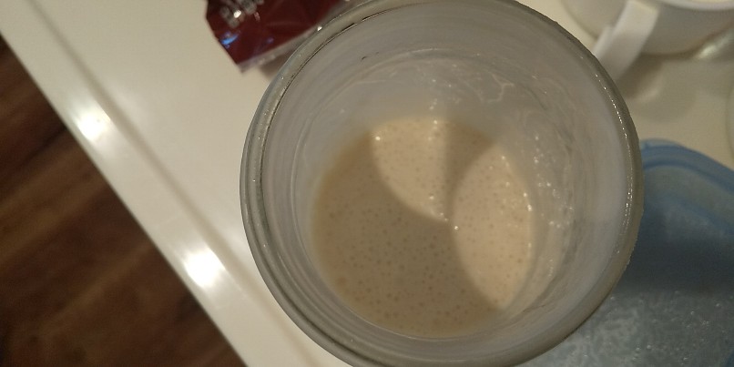 ドライイーストがない！自家製酵母を仕込んでパンを焼いてみた  