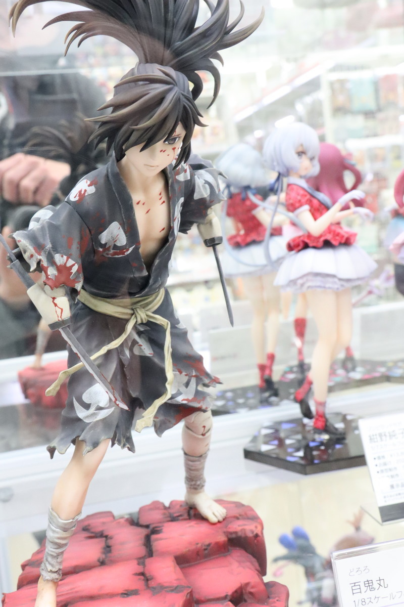 百 鬼丸 フィギュア