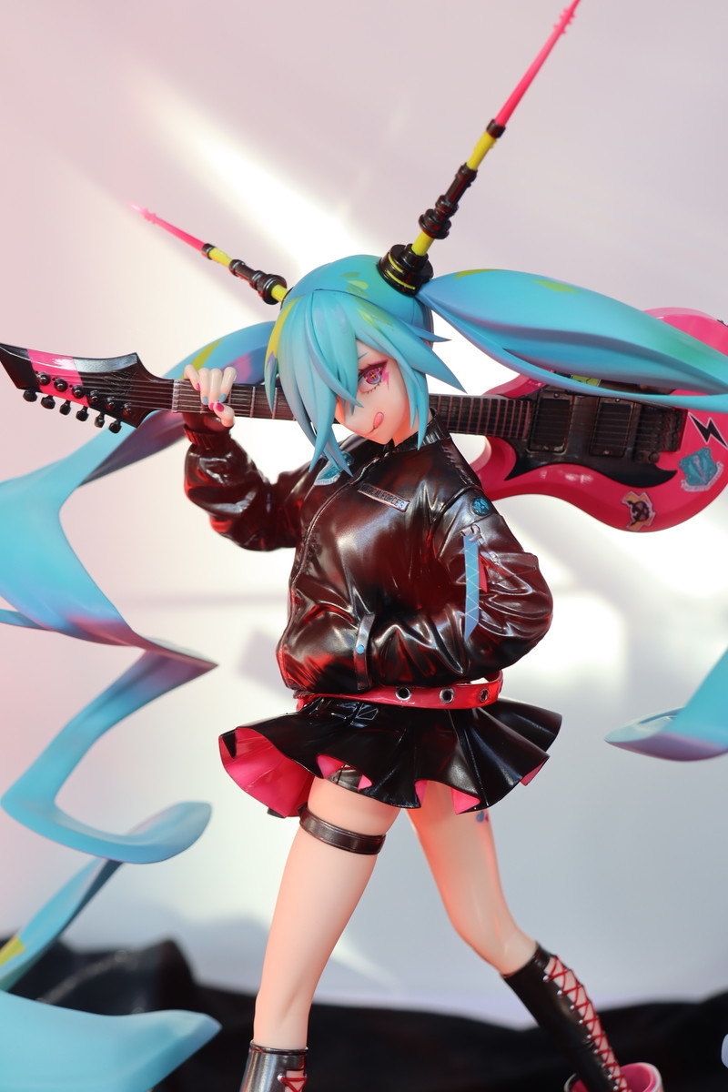 東京フィギュア イベント③】カッコセクシーな初音ミクのフィギュアが