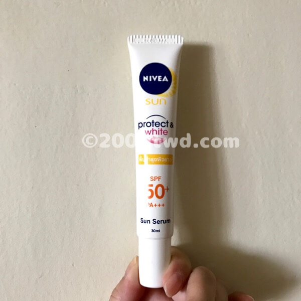 NIVEA sun protect&white Sun Serum(本体)
