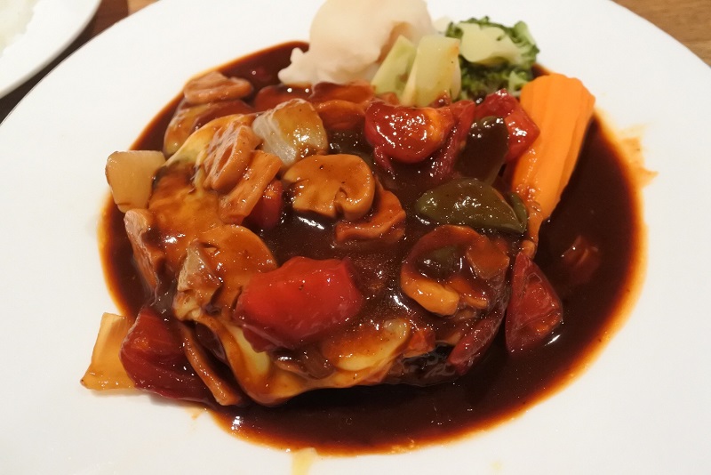 どんぐり風ハンバーグ