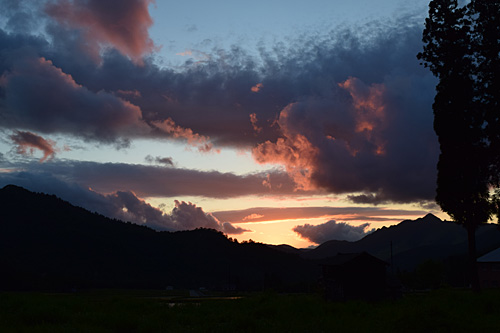https://blogs.c.yimg.jp/res/blog-16-4e/daigentanouen/folder/802436/60/34723360/img_3_m?1464866377