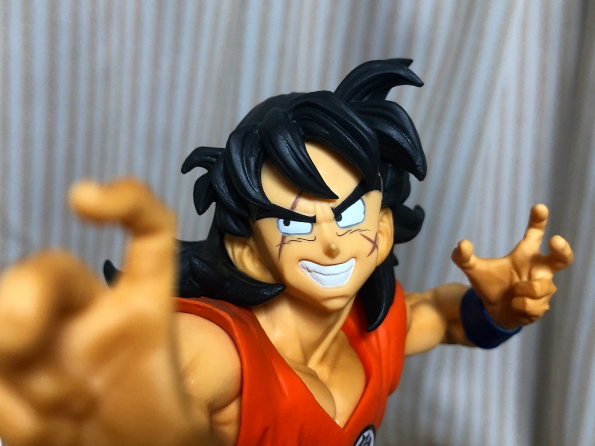 コミック、アニメ、ゲームフィギュア　箱いっぱい詰め合わせ35点以上　　お買い得 駿河屋福袋「じゃんく ノンジャンルフィギュア 箱いっぱい