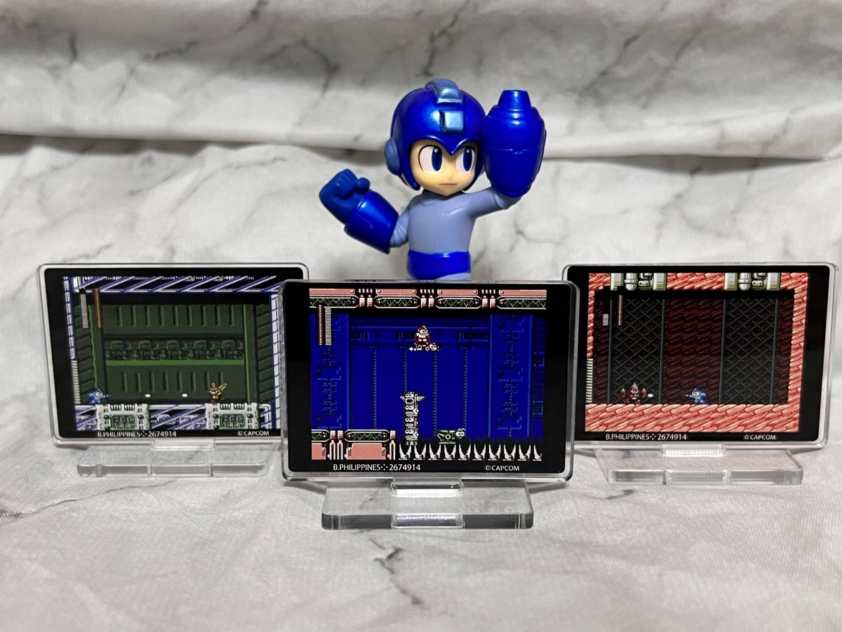 300円ガシャ『ロックマン ゲーム情景アクリルスタンド』を買った