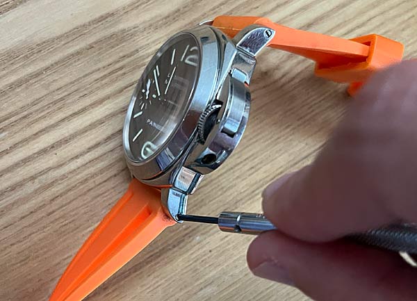 PANERAI オレンジ ラバーベルト 箱付き　44mmルミノール パネライ「ルミノール」も夏仕様！ - 日々是楽（Enjoy it every day！）