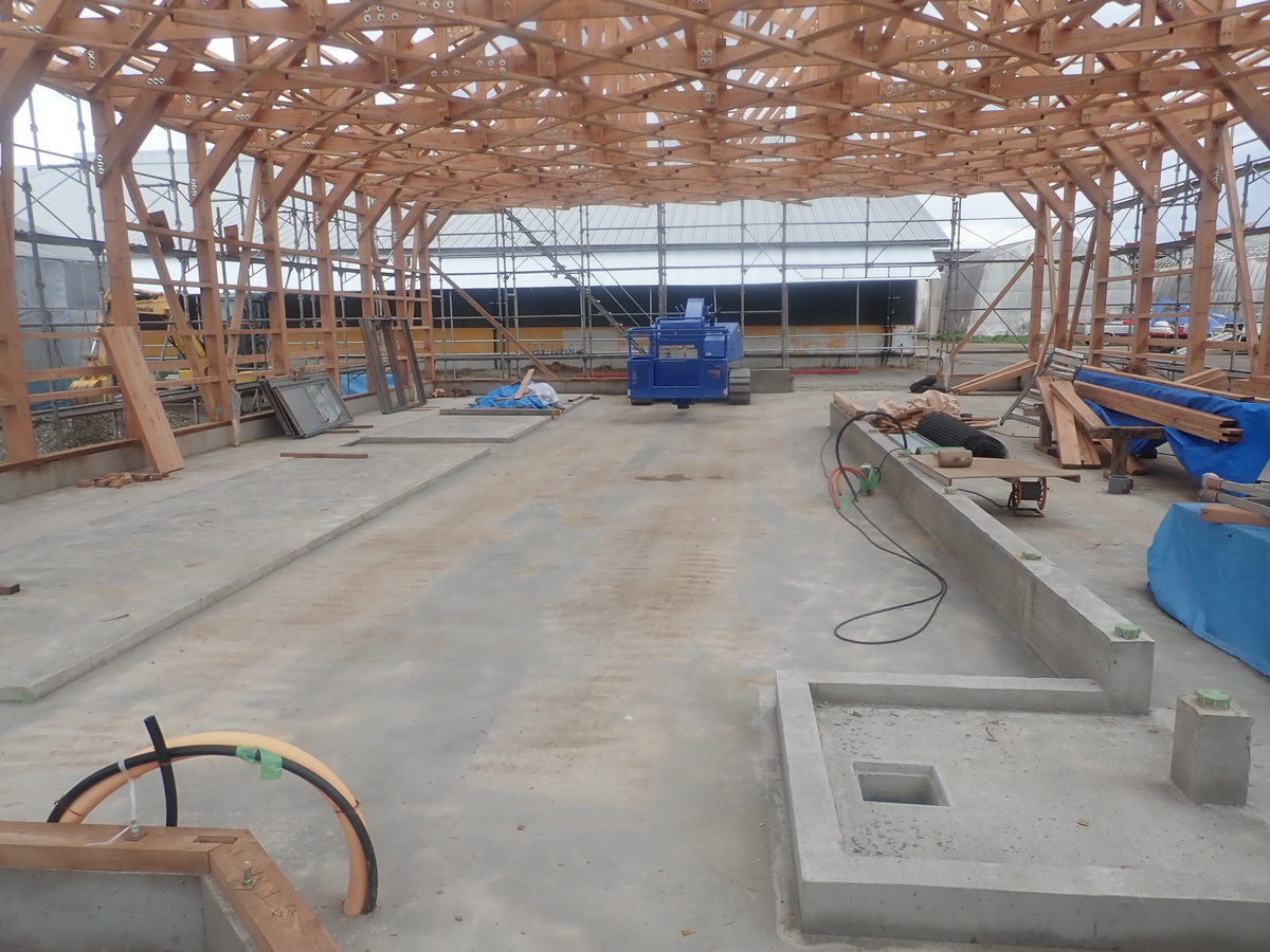 快適牛舎 新築・改善マニュアル 酪農 畜産技術 | 株式会社 丹波屋