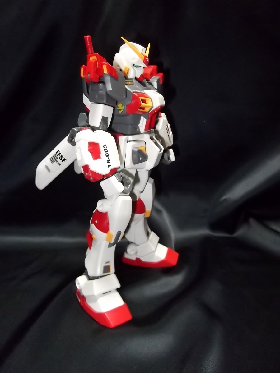 1/100MGガンダム4号機と5号機 - 田舎暮らしとガンプラ