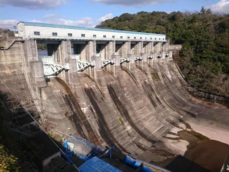 厚東川ダムゲート