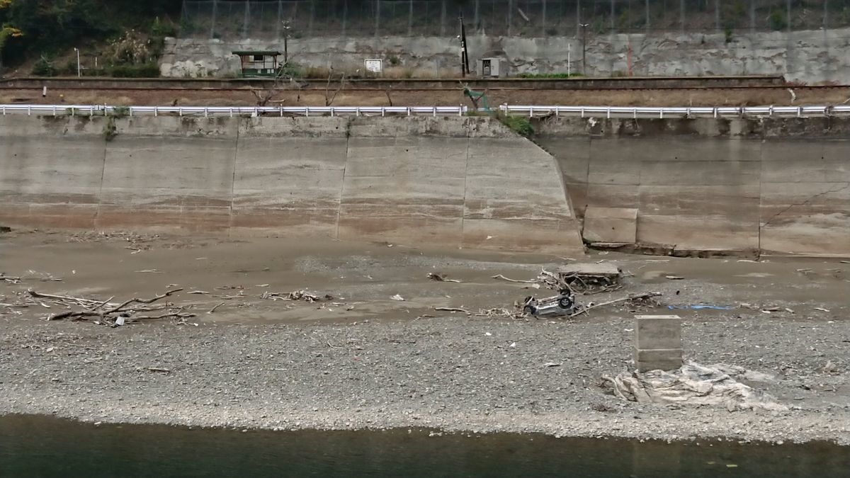 f:id:damtraveller:20201123201515j:plain