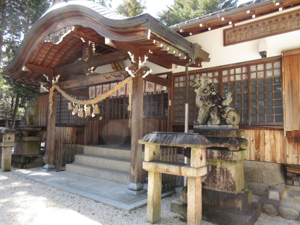 八剣神社(やつるぎじんじゃ)