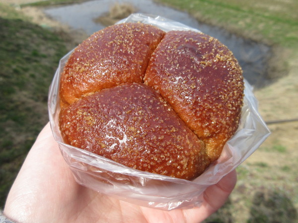 パンの店 カッタン 黒糖ちぎりパン