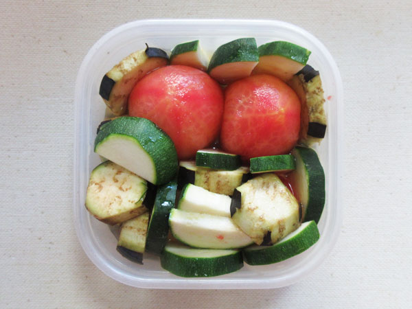 夏野菜のだし漬け