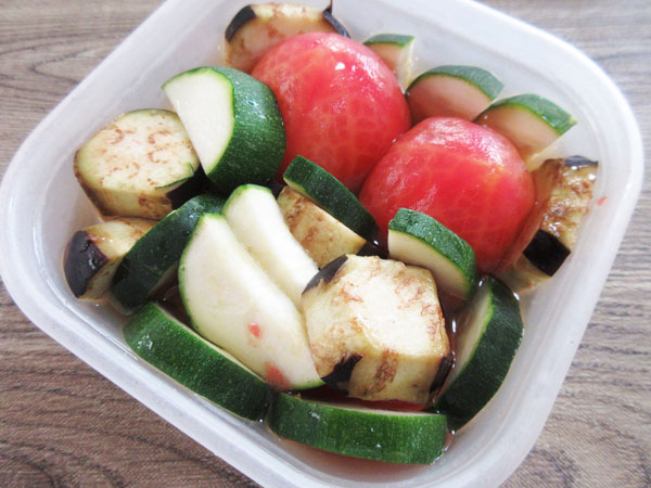 夏野菜のだし漬け