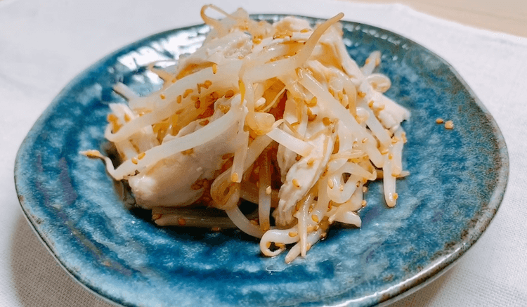 蒸し鶏使用 鶏胸肉ともやしのナムルを作ってみた 中華風酢醤油のナムルレシピ プロレシピ Com