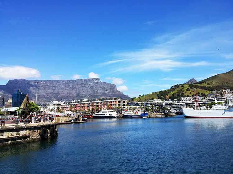 テーブルマウンテン　ケープタウン
